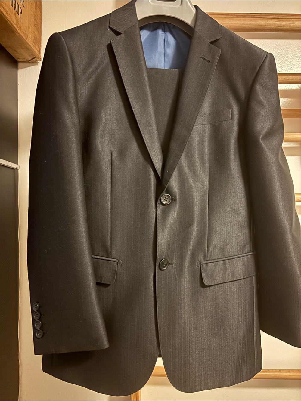 Men’s Suit